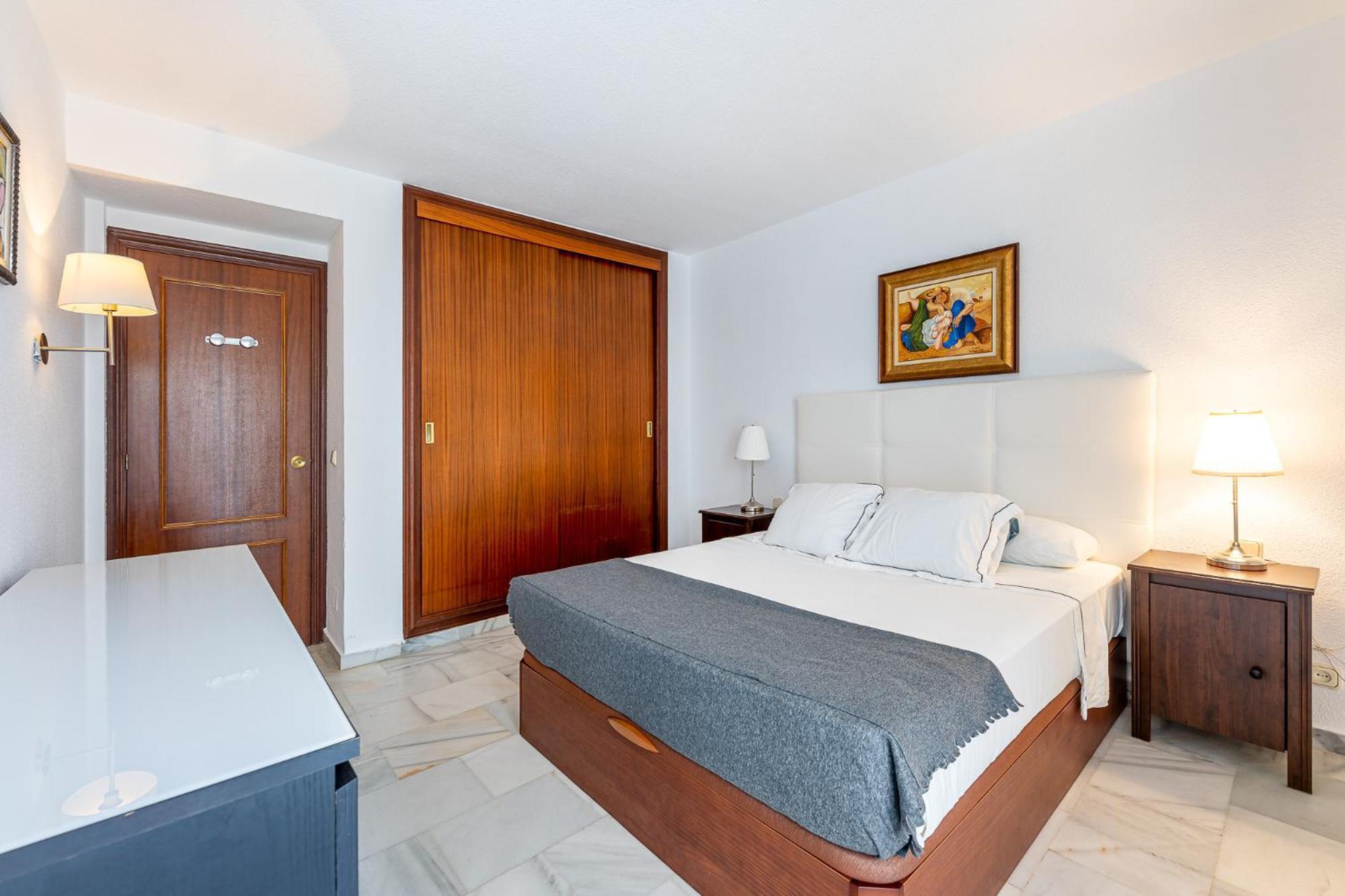 797 Holiday Rentals - Piso Para 3 En La Carihuela Con Piscina Torremolinos Esterno foto