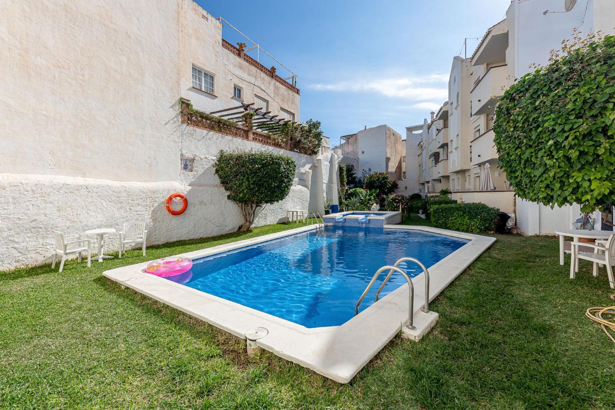 797 Holiday Rentals - Piso Para 3 En La Carihuela Con Piscina Torremolinos Esterno foto